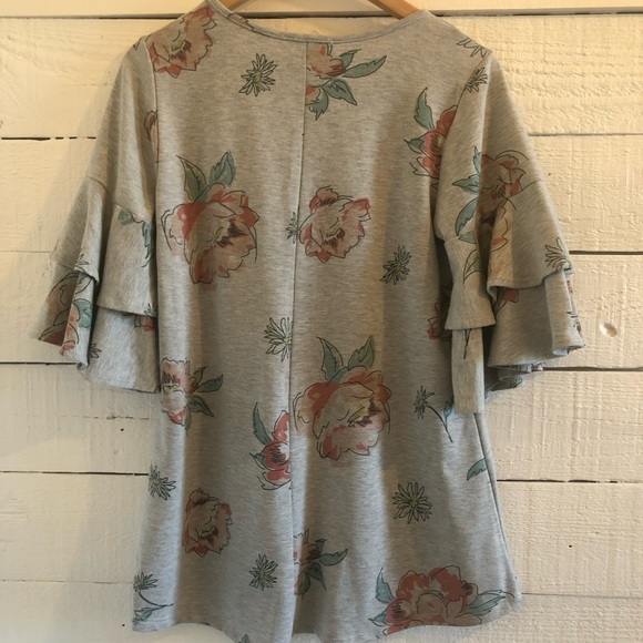 Tunic Ruffle-Sleeve Top - Picture 2 of 4